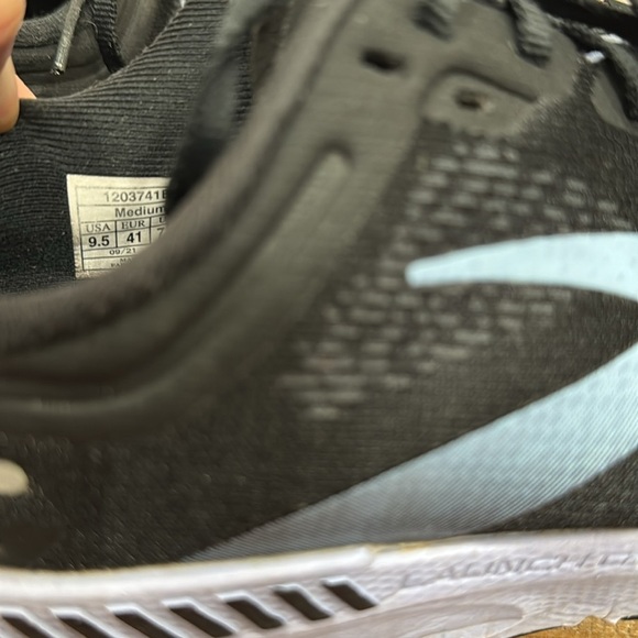 Brooks Launch 9 Running Shoe Size 9.5 - Picture 6 of 8